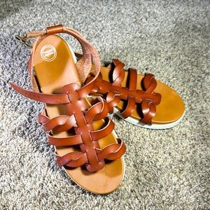 Wonder Nation Brown Sandals